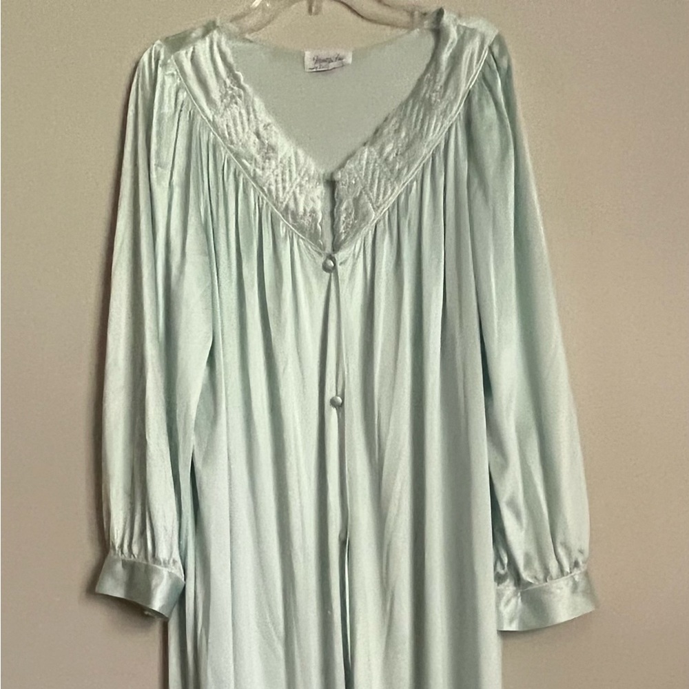 Vanity Fair vintage house coat.